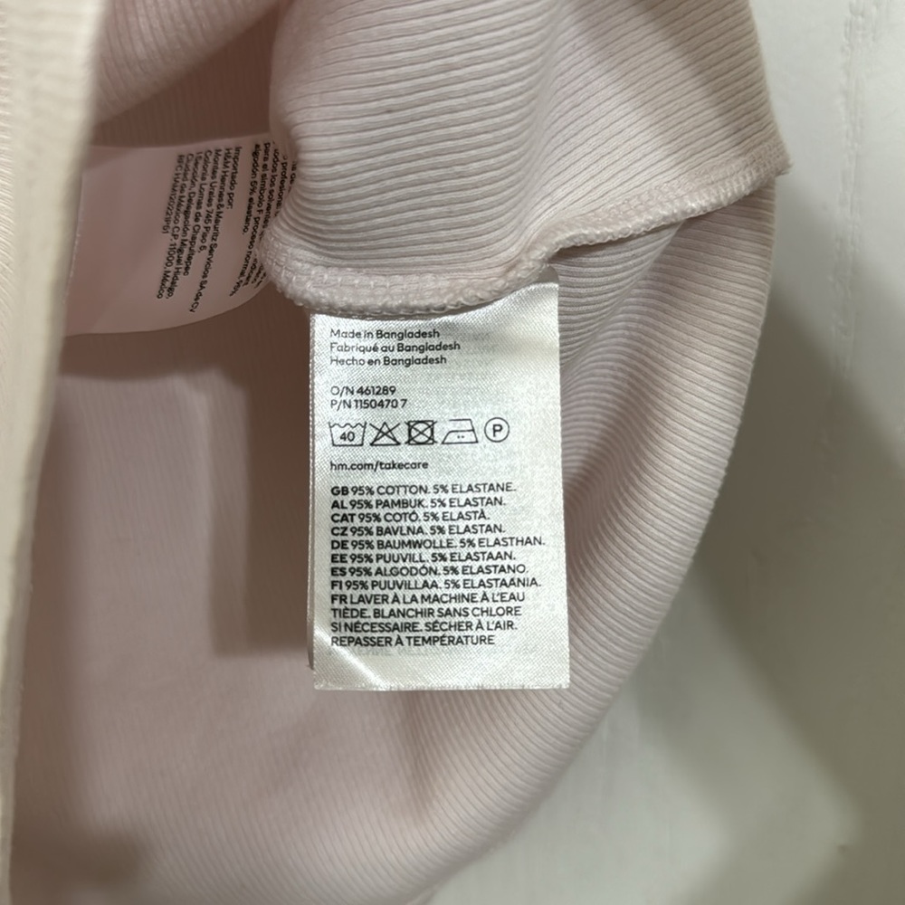 Pink blouse - Picture 3 of 3